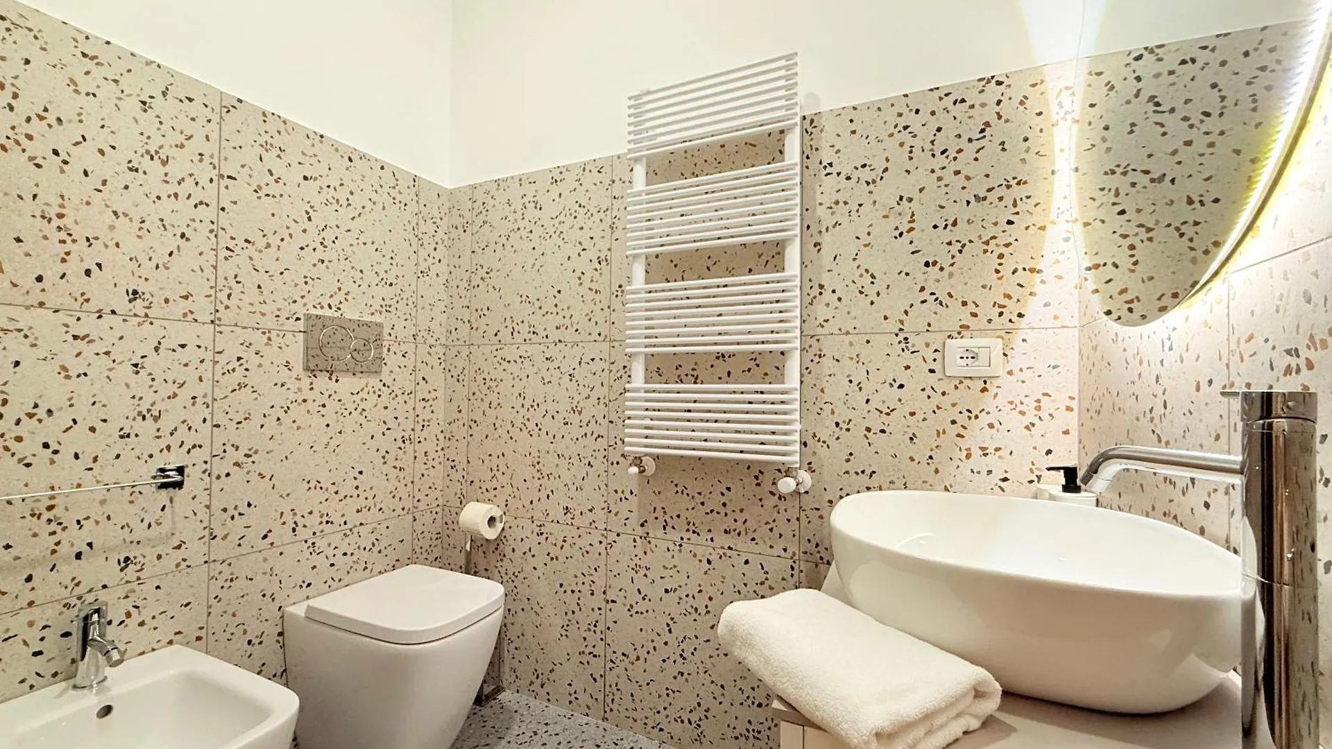 Il Giardino Degli Ulivi Pt Apartment Lissone 0*,